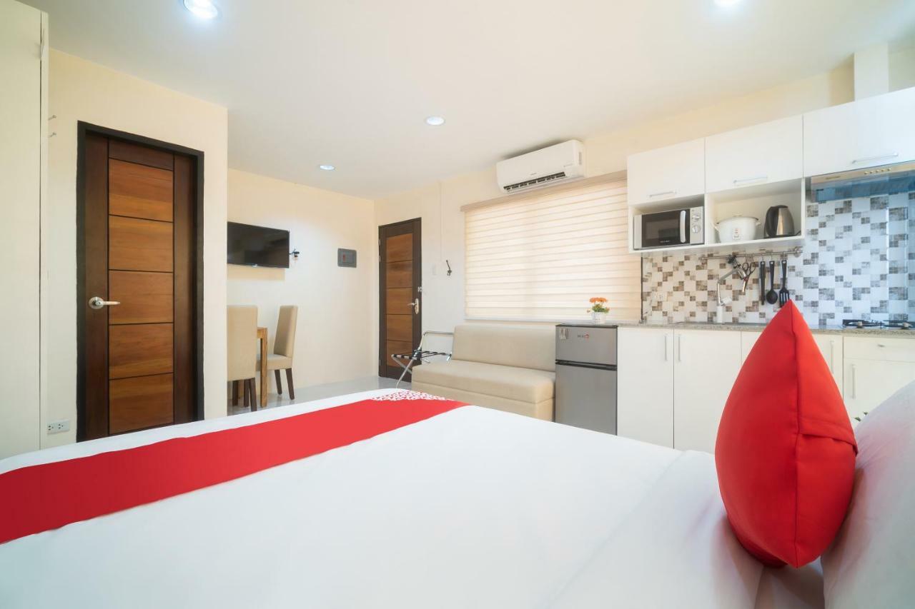 Oyo 199 Solange Apartelle Davao City 외부 사진