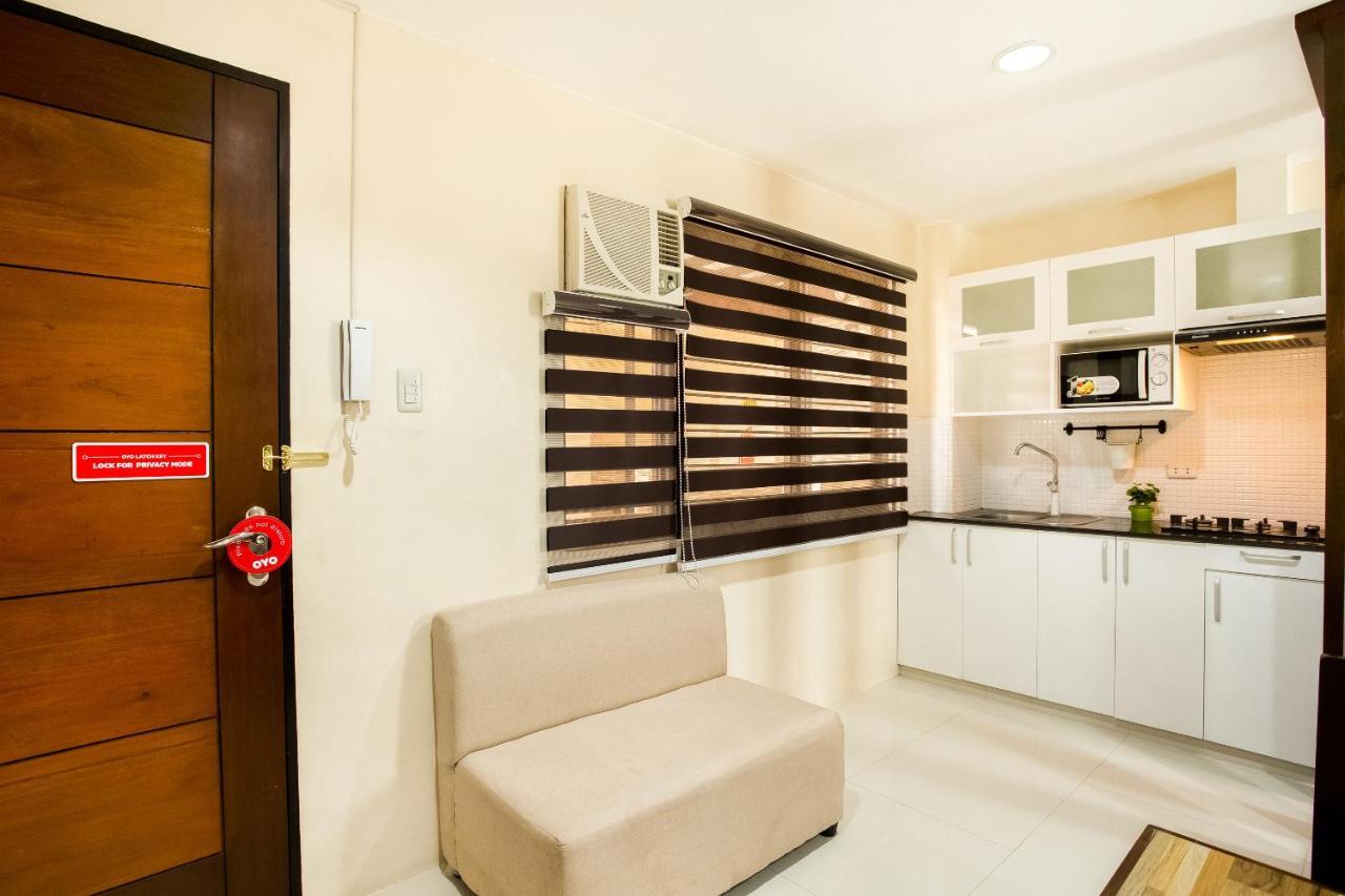 Oyo 199 Solange Apartelle Davao City 외부 사진