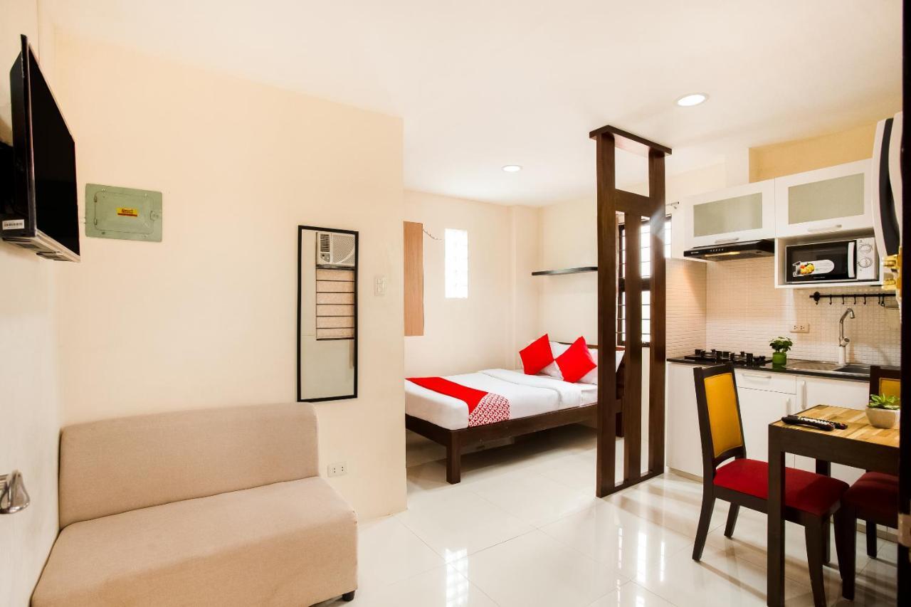 Oyo 199 Solange Apartelle Davao City 외부 사진